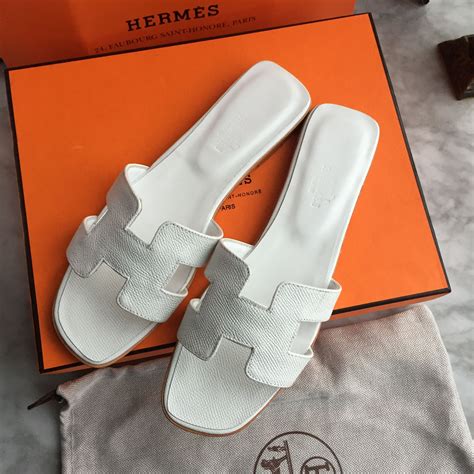 hermes flat slippers.